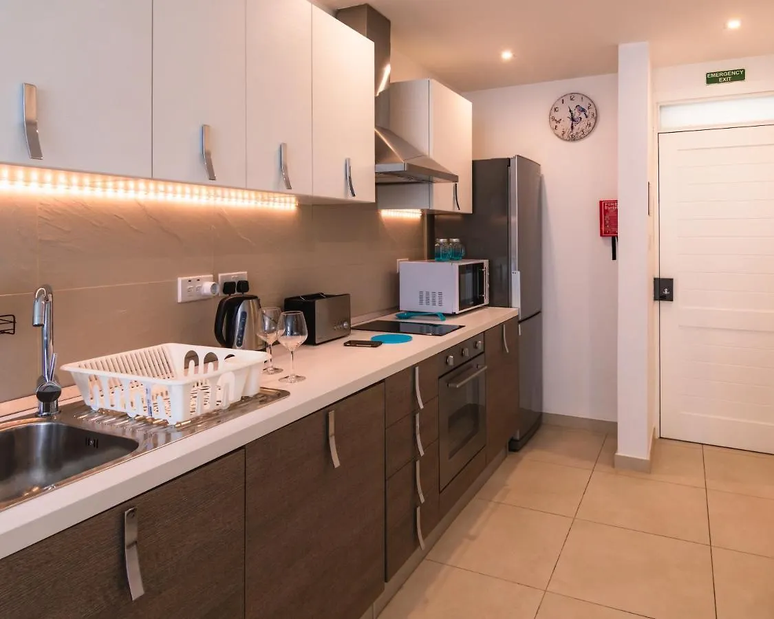 Modern Comfort - 2Br Apartment Center Of St Julians & Paceville Saint Julian's 0*,