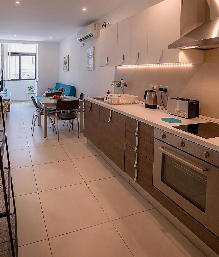 Modern Comfort - 2Br Apartment Center Of St Julians & Paceville Saint Julian's