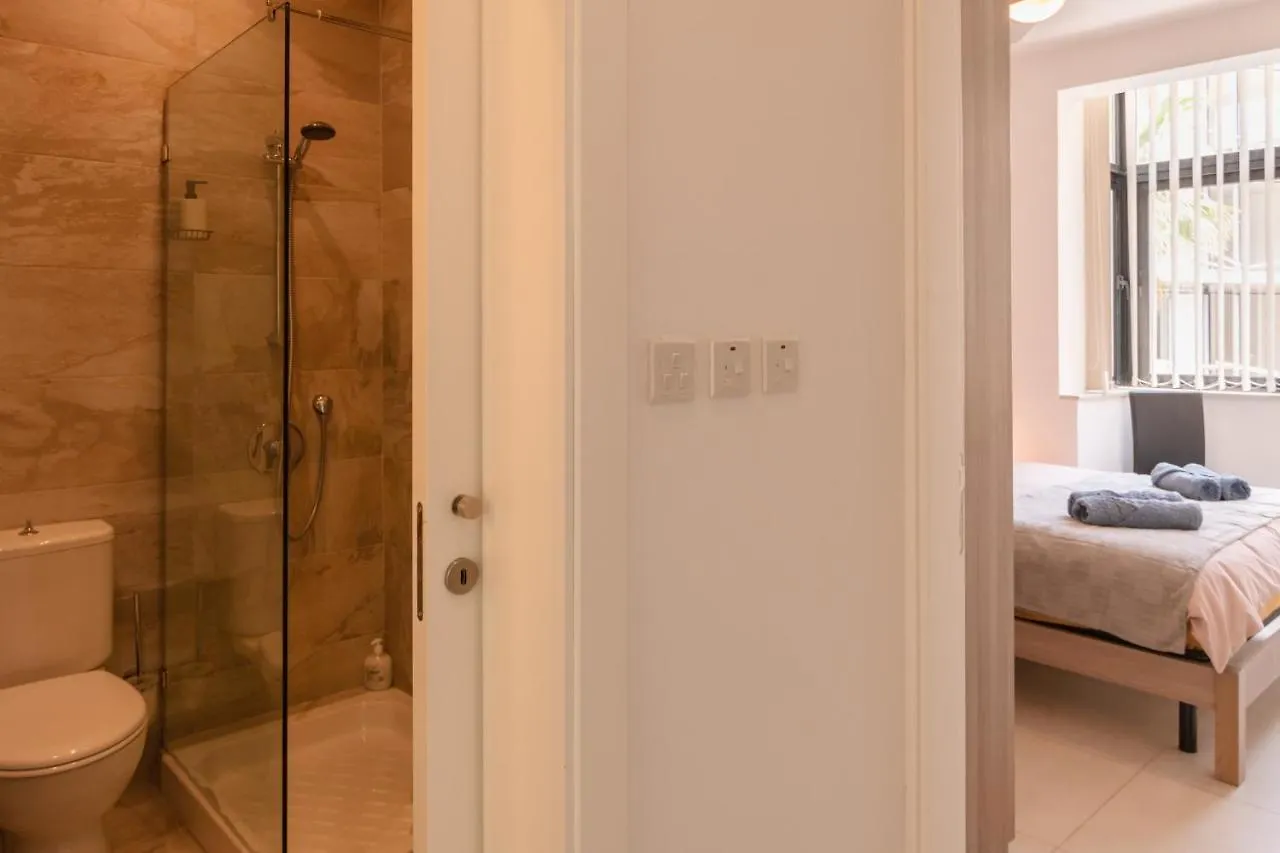 Modern Comfort - 2Br Apartment Center Of St Julians & Paceville San Giuliano Malta