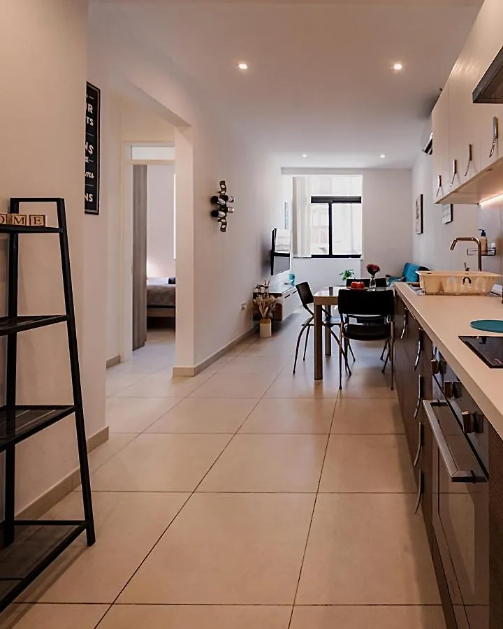 Modern Comfort - 2Br Apartment Center Of St Julians & Paceville San Giuliano